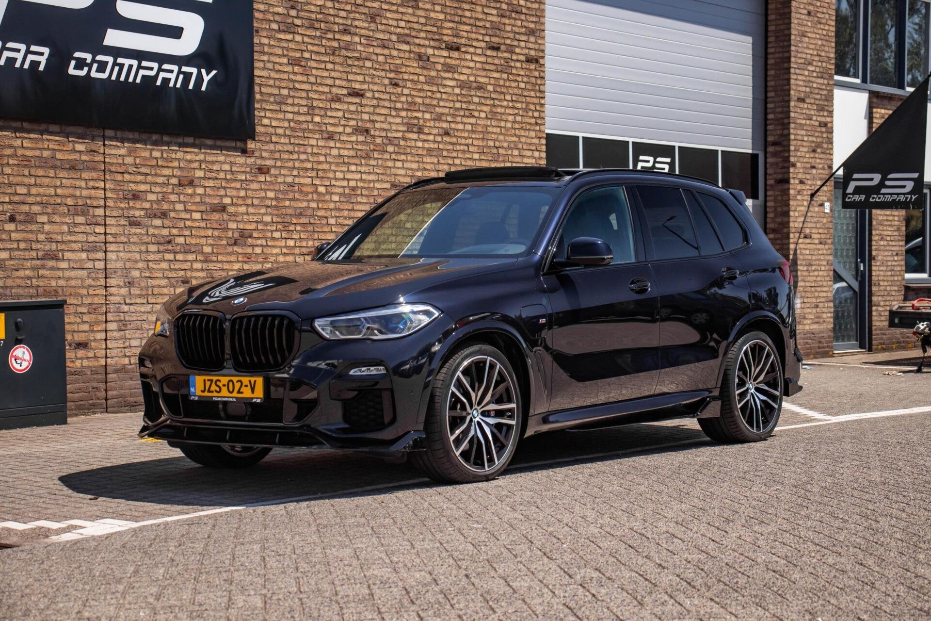 BMW X5 xDrive45e M-Sport, BTW, Pano, Leder, Head-Up, H&K, 12 maanden, Gebruikt, 394 pk, Zwart