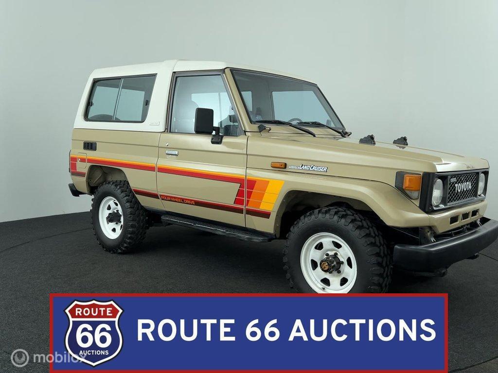 Toyota Land Cruiser | 1987 | Route 66 Auctions, Auto's, Oldtimers, Overige carrosserieën, Zwart, Bedrijf, Handgeschakeld