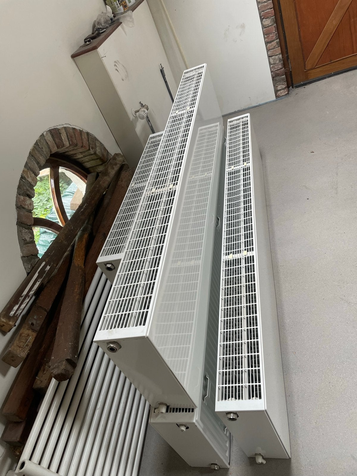 4 type c radiatoren en thermostaat - Zo goed als nieuw, Doe-het-zelf en Verbouw, Ophalen, Radiator, 150 cm of meer, Zo goed als nieuw