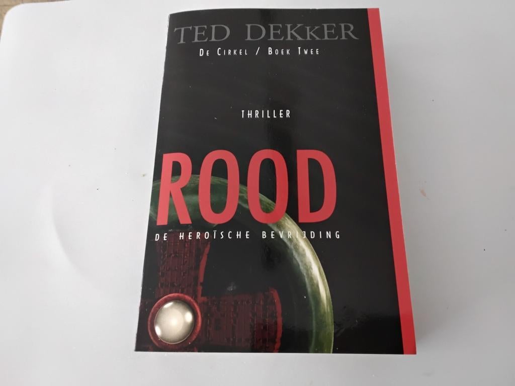 Rood ( Ted Dekker ( Thriller, Boeken, Ophalen of Verzenden, Zo goed als nieuw