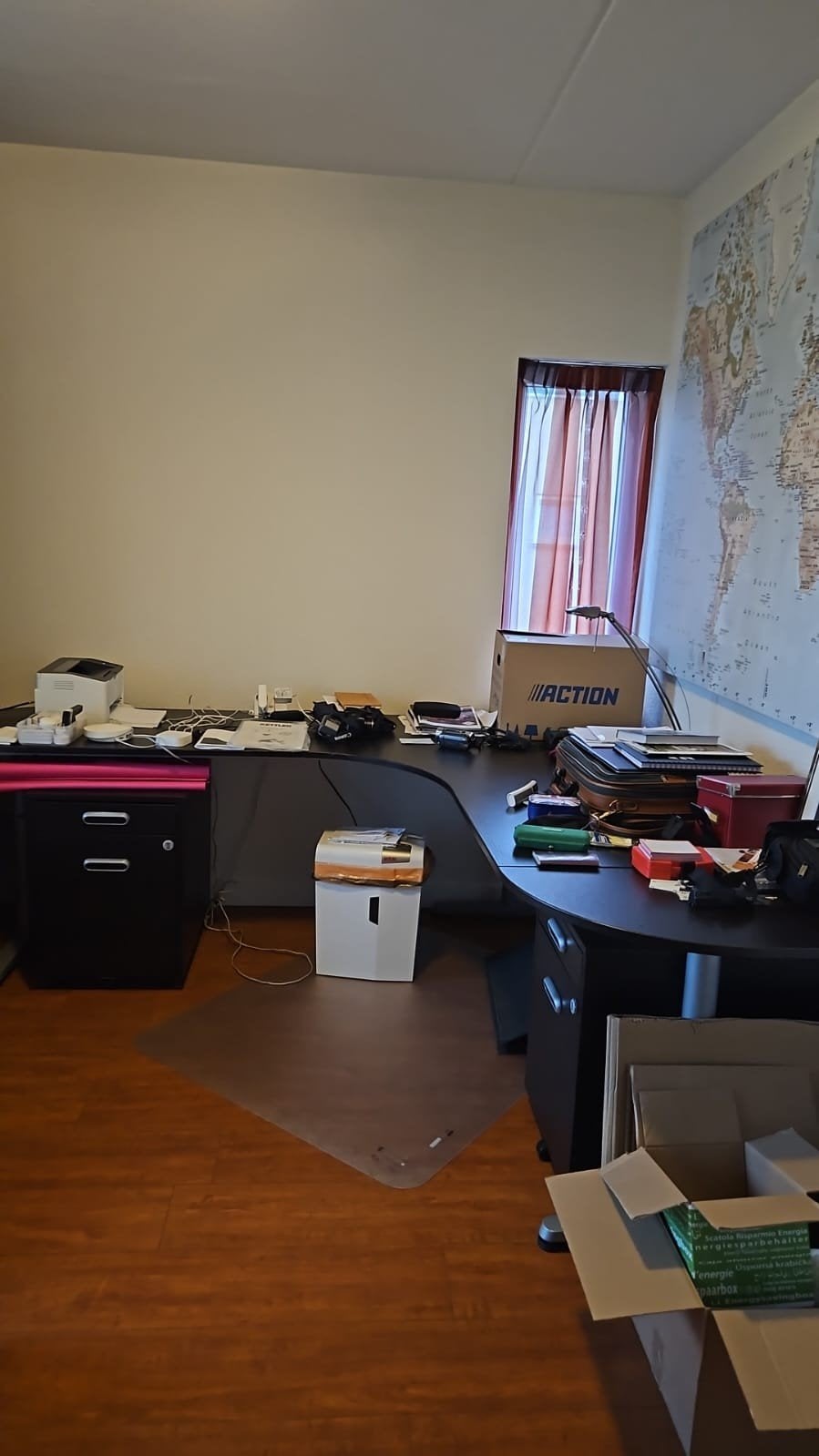 Bureau met kast, Ophalen, Gebruikt
