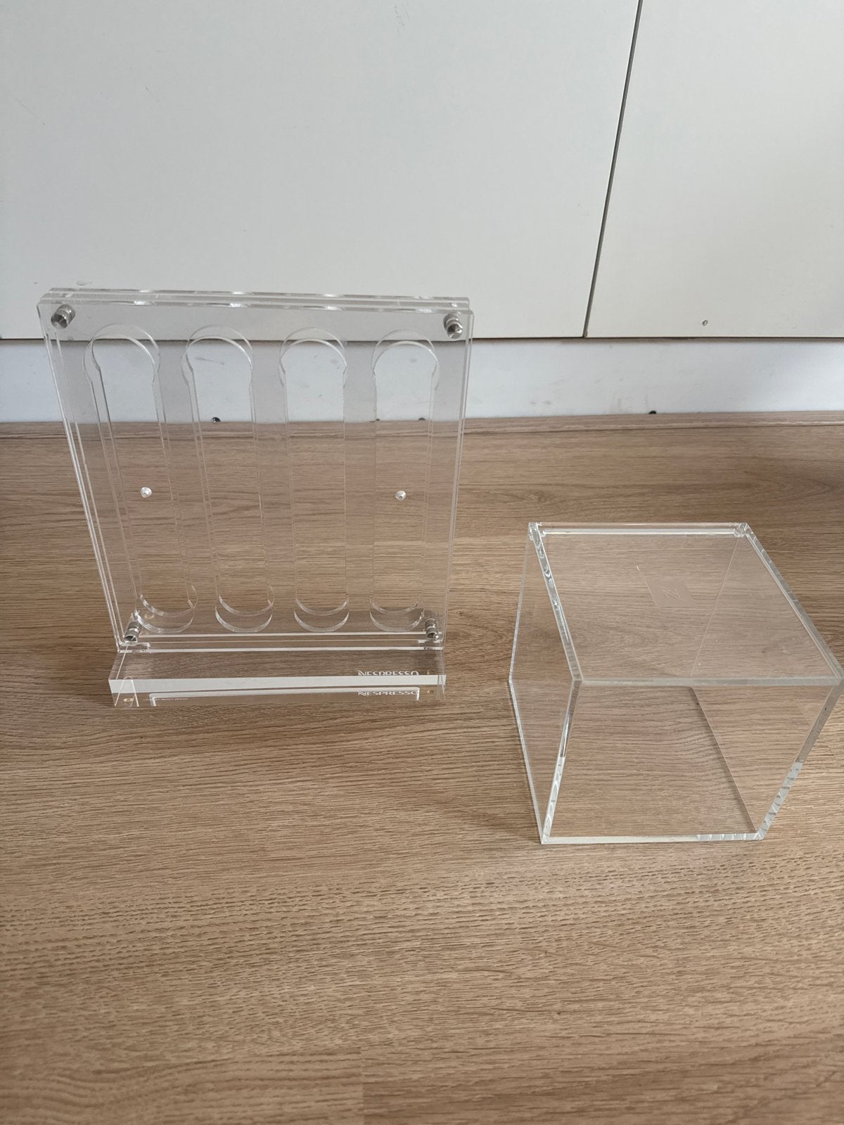 Nespresso capsulehouder en opbergdoosje, Huis en Inrichting, Kunststof, Ophalen of Verzenden, Overige merken, Overige typen