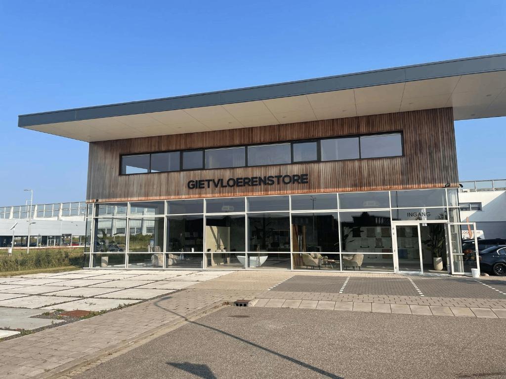 Gietvloeren en Betoncire, Garantie, Vloerbewerking of Renovatie