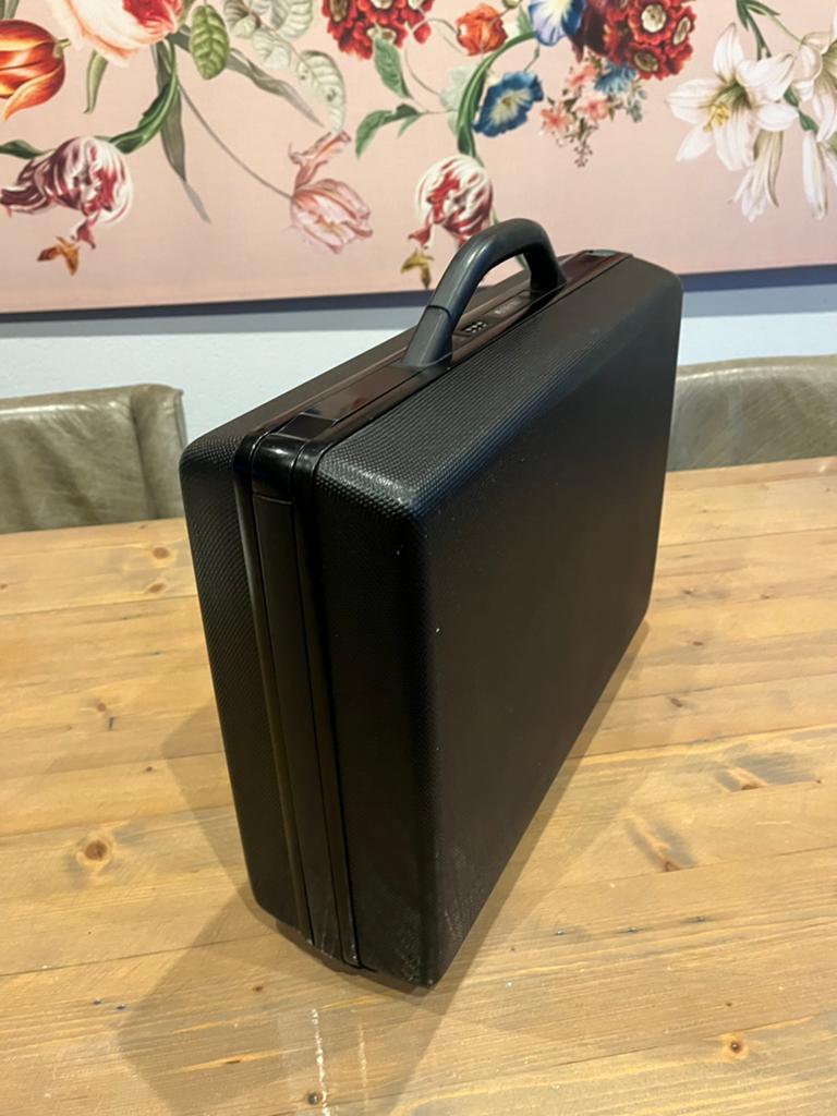 Delsey attachekoffer, Sieraden, Tassen en Uiterlijk, Koffers, Ophalen of Verzenden, Zo goed als nieuw, Hard kunststof, Minder dan 50 cm