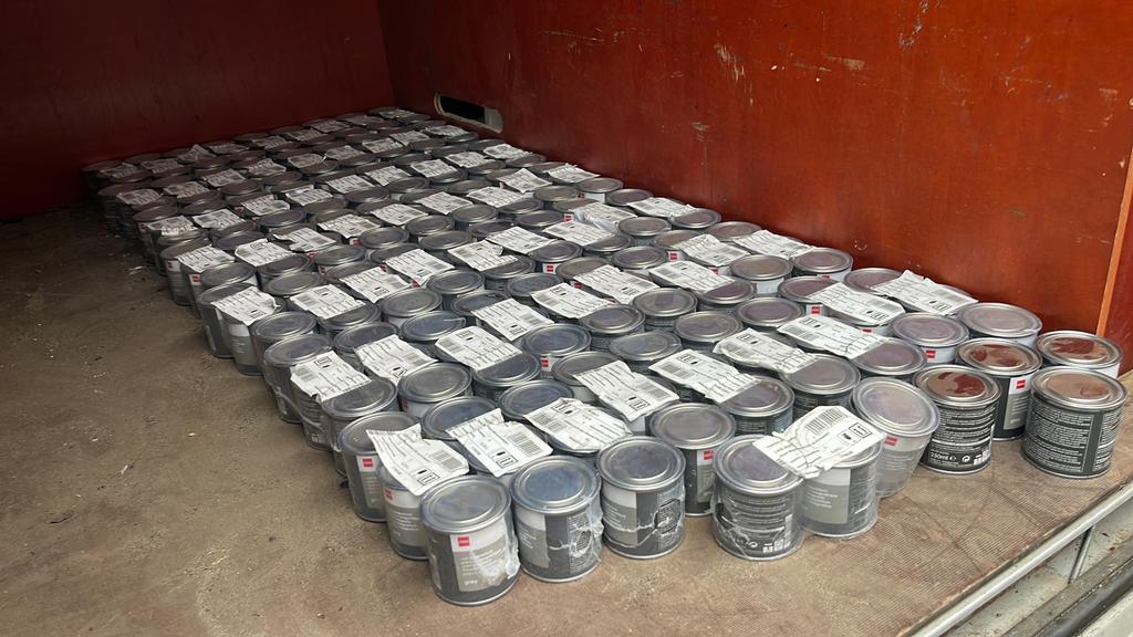 Partij handel verf magnetisch 190 blikken nieuw markt, Ophalen, Nieuw, Verf, 20 liter of meer