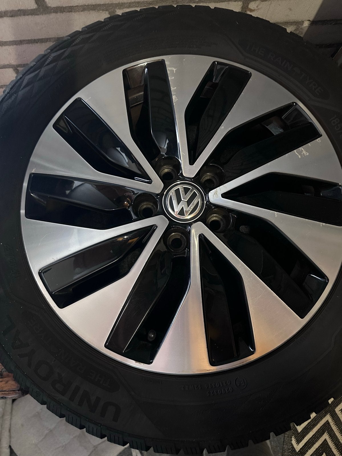 Originele VW Polo 15 inch velgen + banden 5x100 ET40, Auto-onderdelen, Gebruikt, 15 inch, Banden en Velgen, Personenwagen