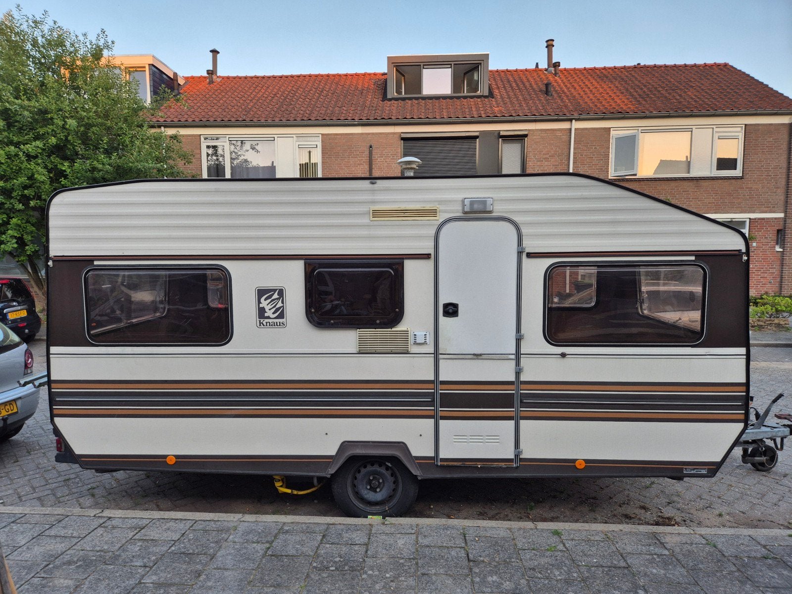 Knaus 460 voor de zwarte cross of opknappen, Ophalen, Zo goed als nieuw