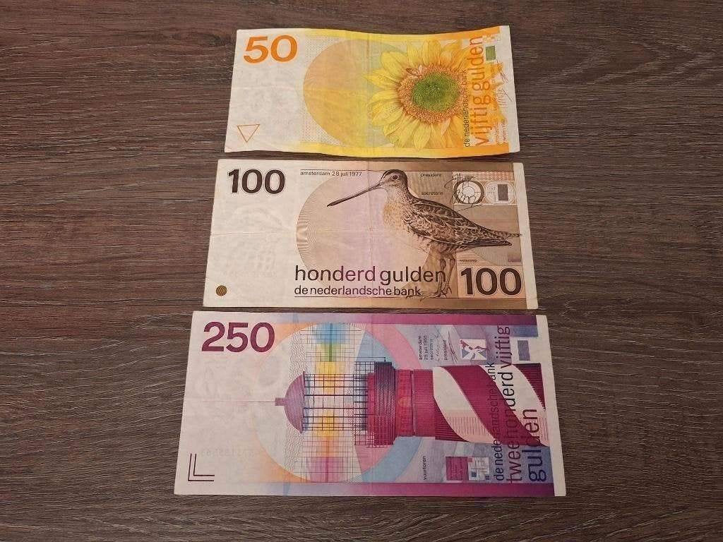 Setje nette biljetten 50, 100 en 250 gulden (1977 - 1985), Ophalen of Verzenden, 250 gulden