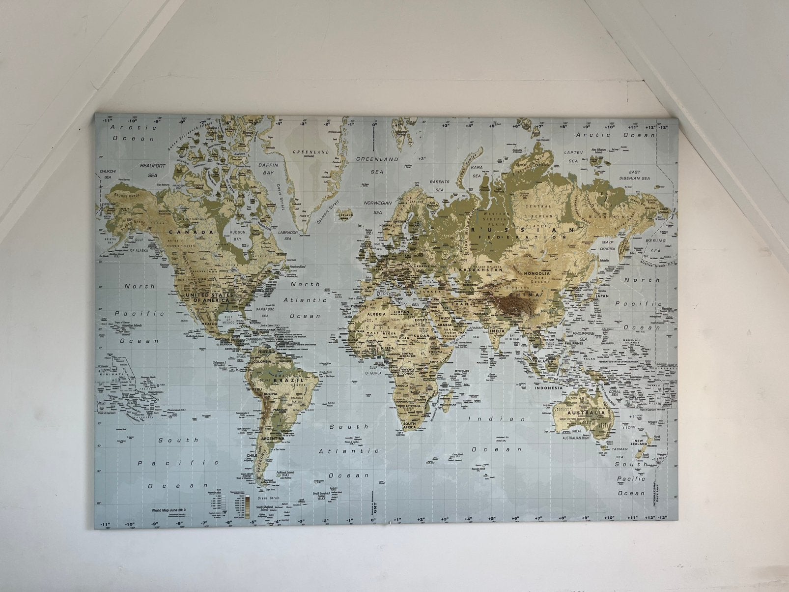 Wereldkaart ikea, Ophalen