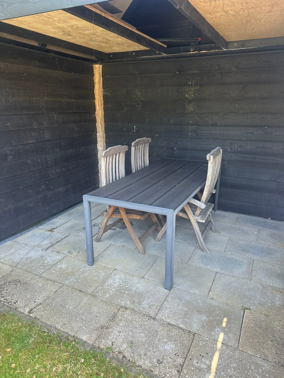 3 x hardhouten tuinstoelen (Van Til) en tuintafel, Tuin en Terras, Ophalen, Zo goed als nieuw