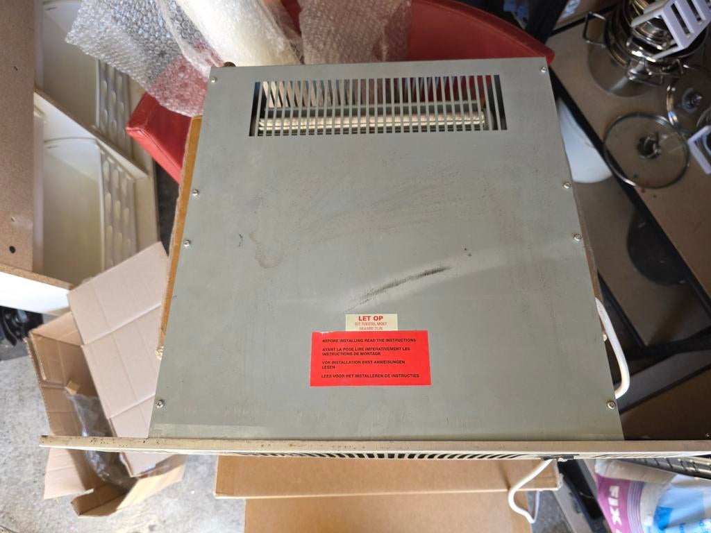 Myson KSU 600 CV Plintverwarming met wit frontpaneel, Minder dan 30 cm, Radiator, Ophalen of Verzenden, 60 tot 150 cm