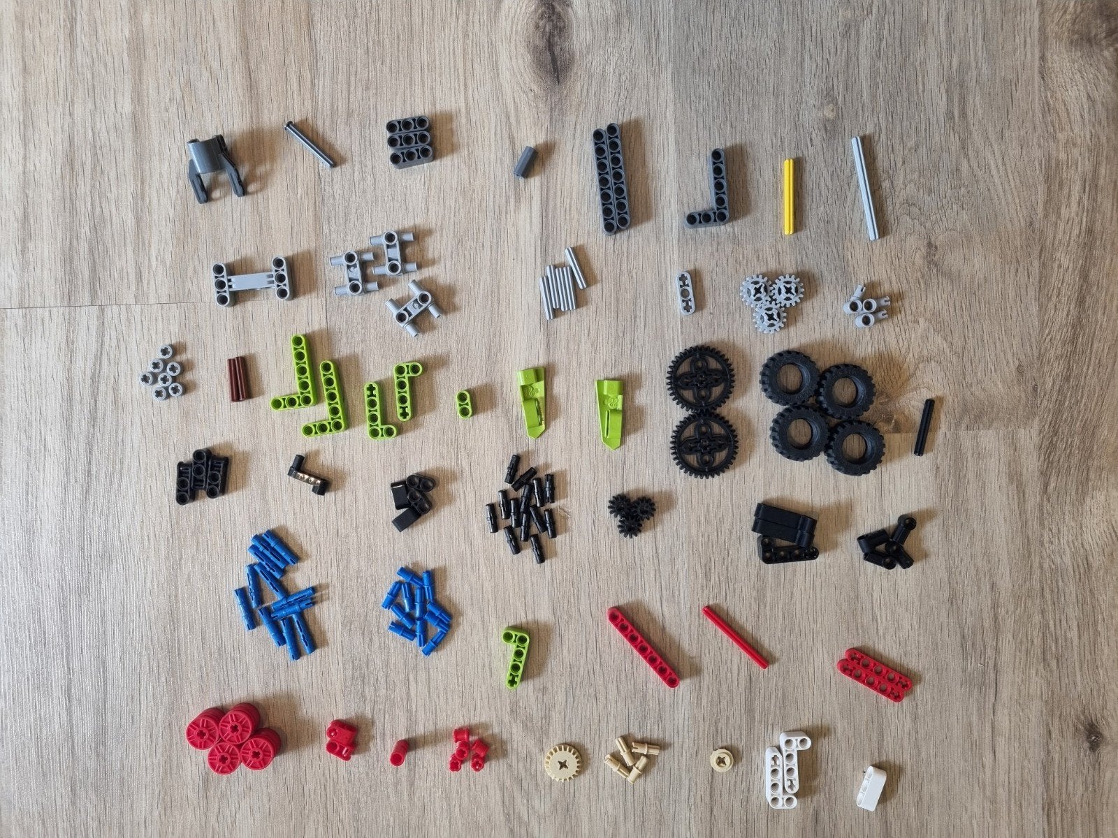Lego Technic 42102 Claas Xerion compleet met instructies, Gebruikt, Lego, Compleet, Ophalen of Verzenden