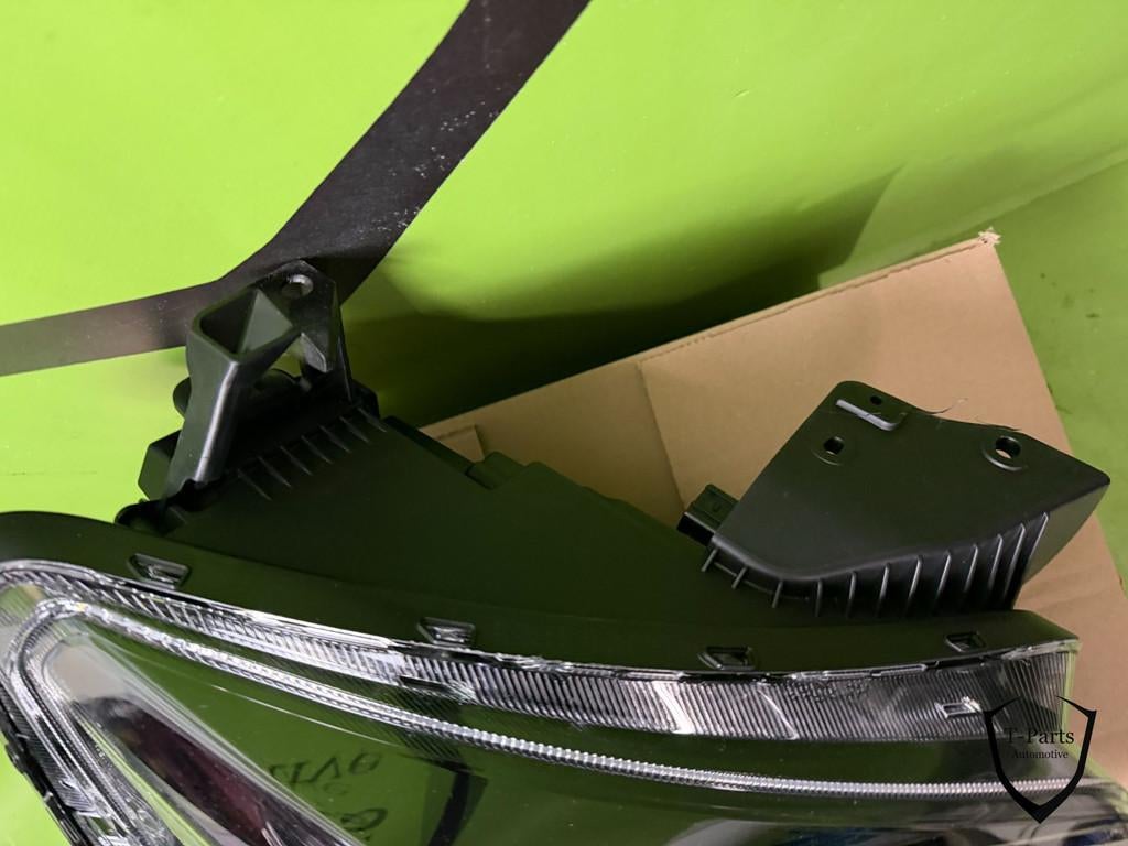 KiA niro rechts koplamp NIEUW 2022+ LED full lamp 92102 AT10, Auto-onderdelen, Heolleung-ro 12
06797  Seoul, Ophalen of Verzenden