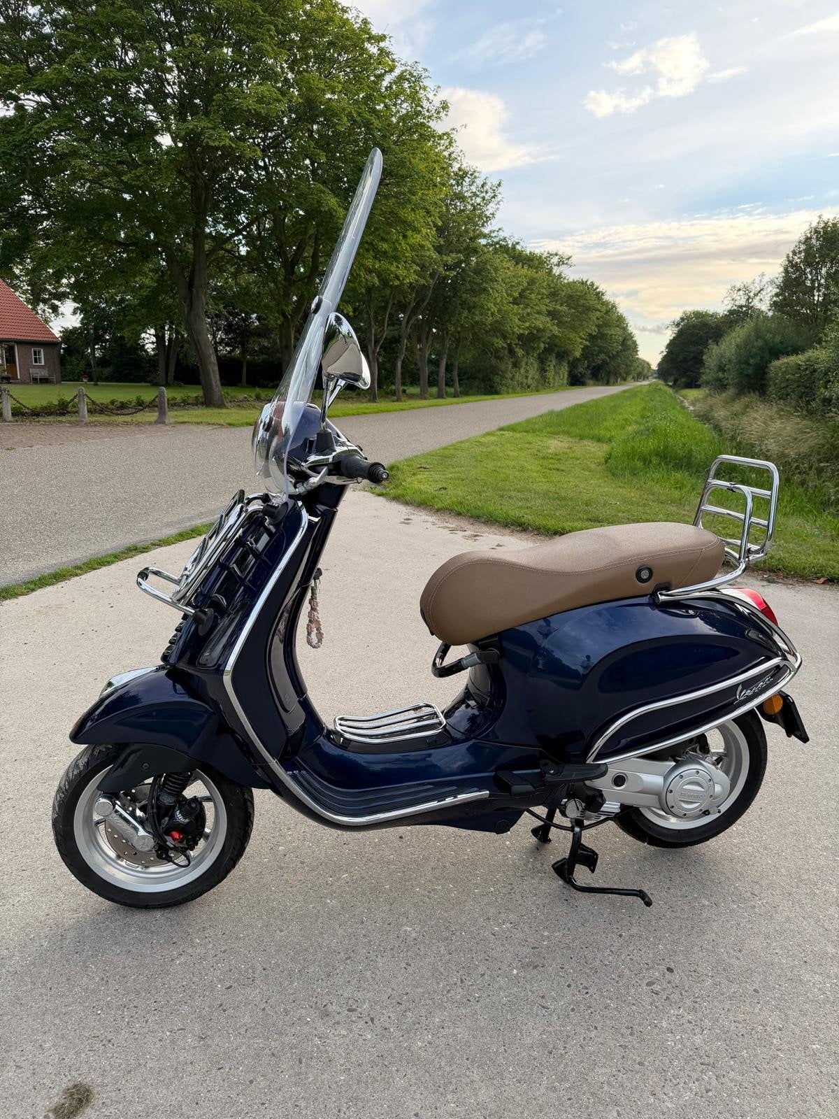 Vespa Primavera, Fietsen en Brommers, Scooters | Vespa, Gebruikt, Overige modellen, Maximaal 45 km/u, Benzine, Ophalen