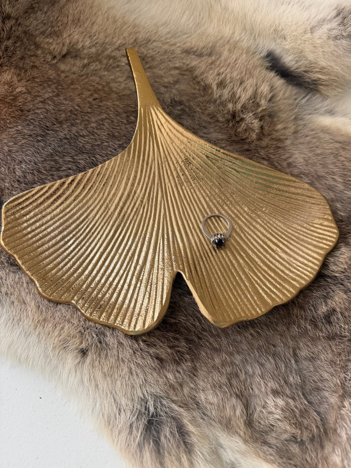 Gouden Ginkgo en Palmblad Schaal voor zeepjes sieraden etc, Ophalen of Verzenden, Zo goed als nieuw, Goud, Metaal