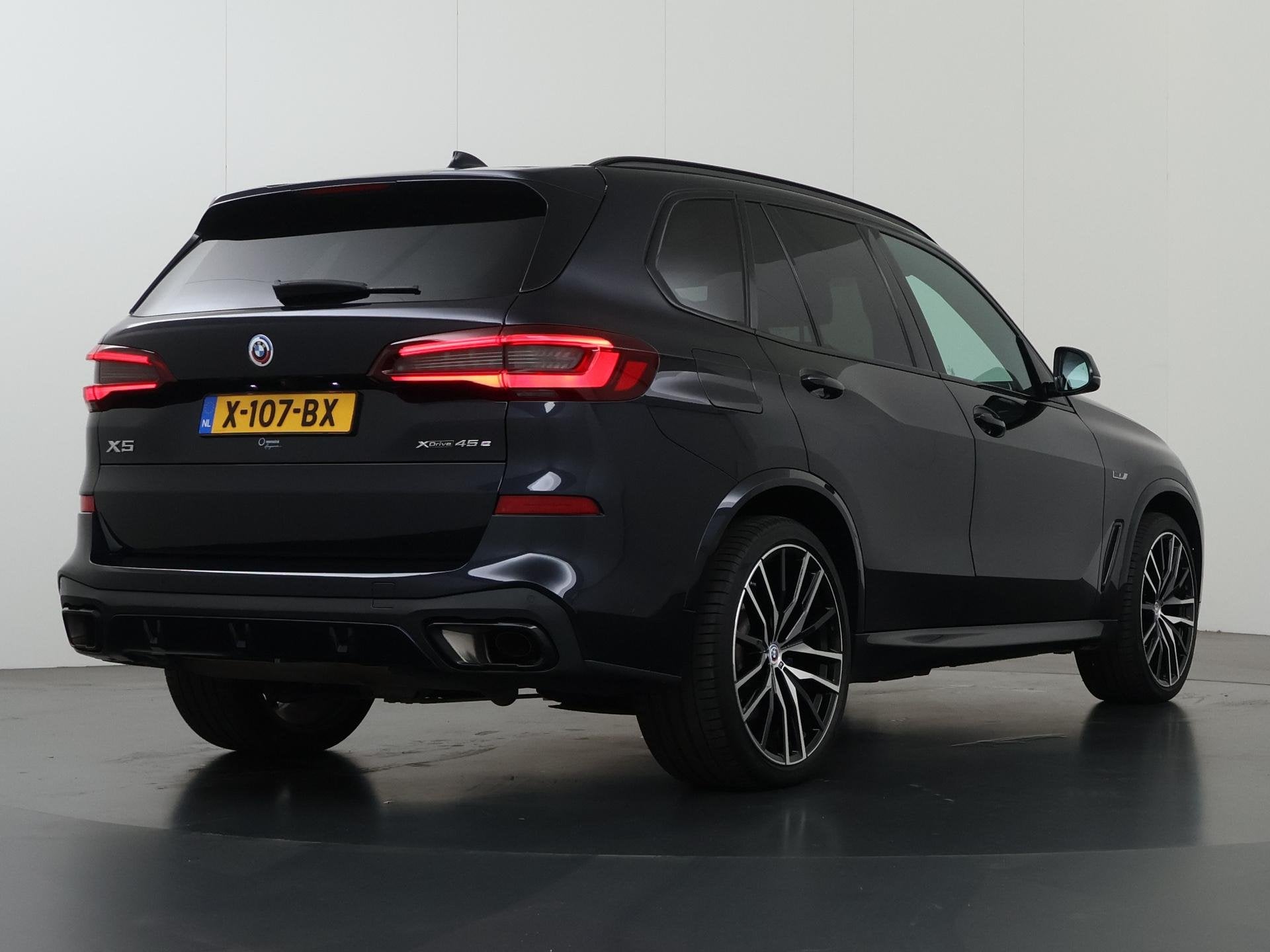 BMW X5 xDrive45e High Executive M Sport | SOH 91,3% | Elek., Dealer onderhouden, Gebruikt, 394 pk, Zwart