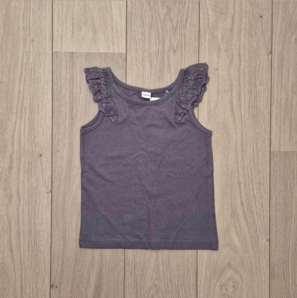 Grijs singlet topje met ruffle – maat 110/116 – nieuw, Kinderen en Baby's, Kinderkleding | Maat 110, Ophalen of Verzenden, Nieuw