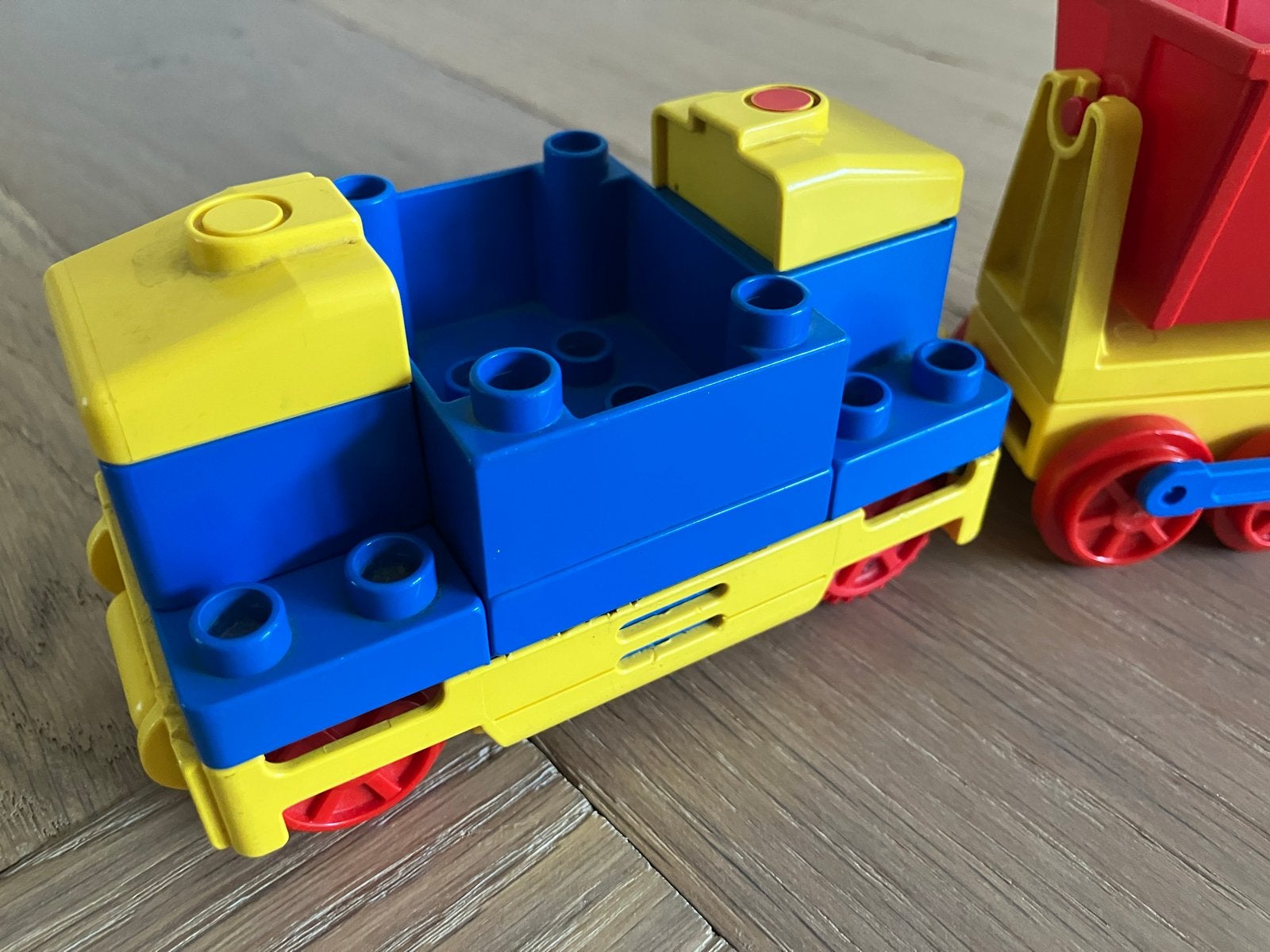 Vintage Duplo trein 2745 zelf rijdend, Kinderen en Baby's, Ophalen of Verzenden, Gebruikt, Complete set, Duplo