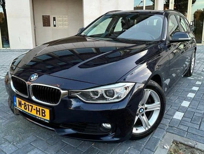 BMW 3-Serie 3.0 330D Touring AUT 2013 Blauw F31 2e eigenaar, Automaat, Euro 5, Achterwielaandrijving, 1800 kg