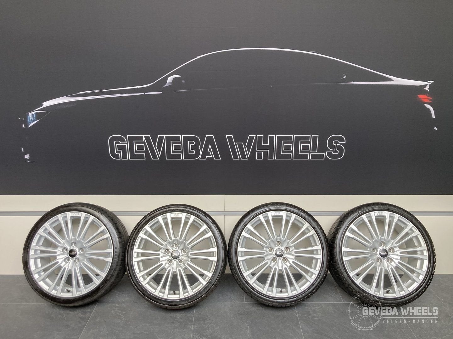 19” originele Ford Focus RS MK3 velgen + banden 5x108 TPMS G, Auto-onderdelen, Banden en Velgen, 19 inch, Gebruikt, -, -
