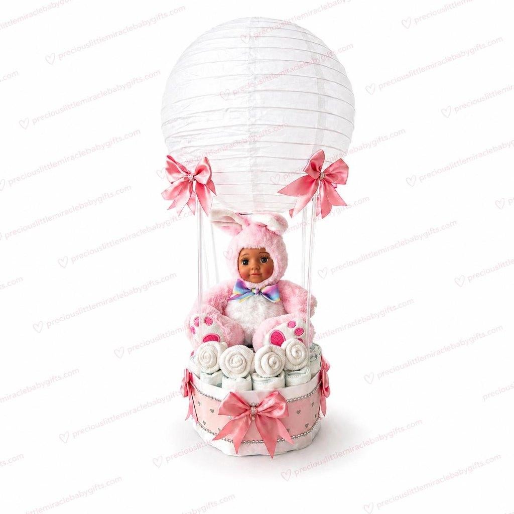 Luiertaart: Luchtballon met schattig baby popje, Ophalen of Verzenden, Nieuw, Kraamcadeau