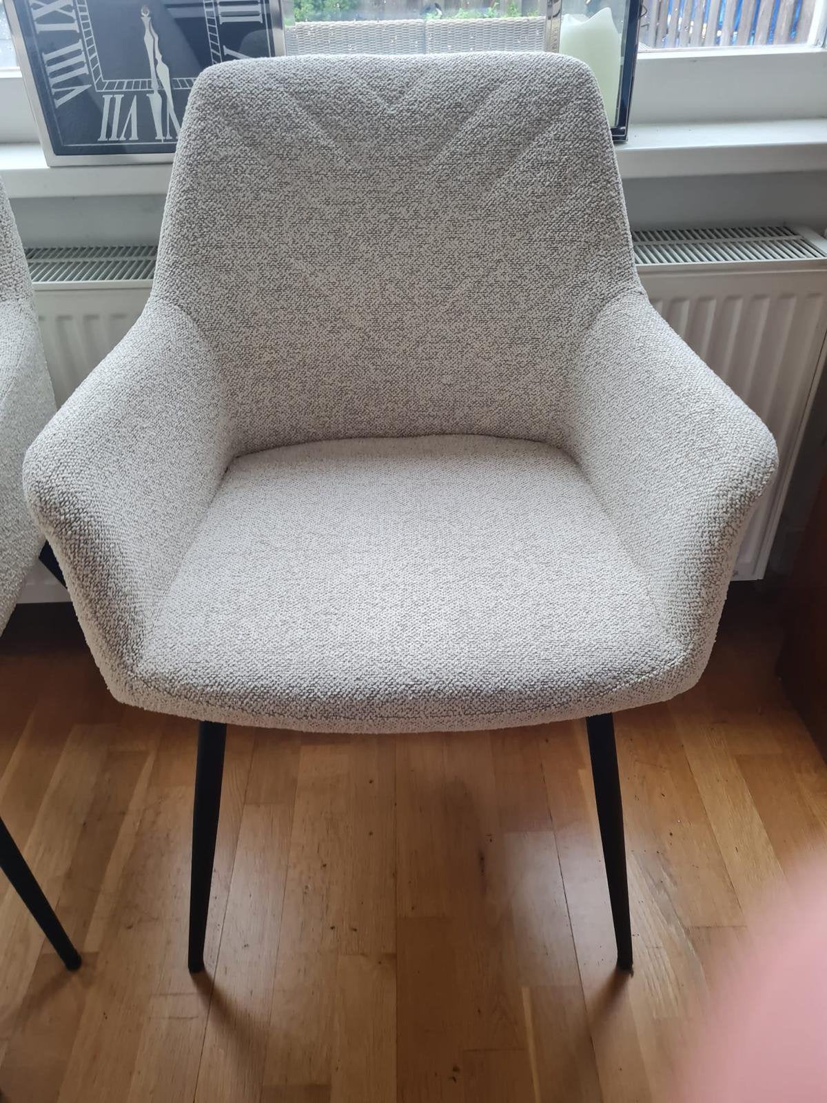 4 witte stoelen van Jysk, Ophalen of Verzenden, Zo goed als nieuw, 50 tot 75 cm
