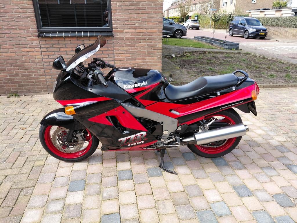 Mooie zzr 1100 met wp en ohlins vering en koffers., 4 cilinders, Motorrijbewijs A, Gebruikt, Particulier
