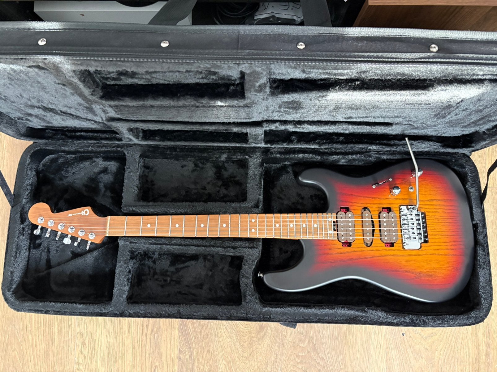 Charvel Guthrie Govan Made in Japan, Ophalen of Verzenden, Zo goed als nieuw, Solid body, Overige merken