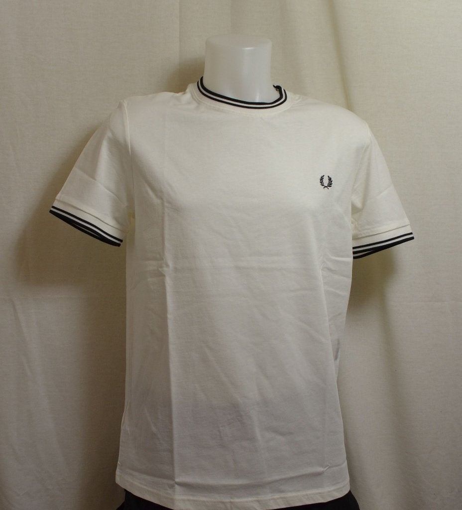 t-shirt fred perry twin tip wit maat M, L, XL en XXL nieuw, Kleding | Heren, T-shirts, Wit, Ophalen of Verzenden, Fred Perry, Maat 56/58 (XL)