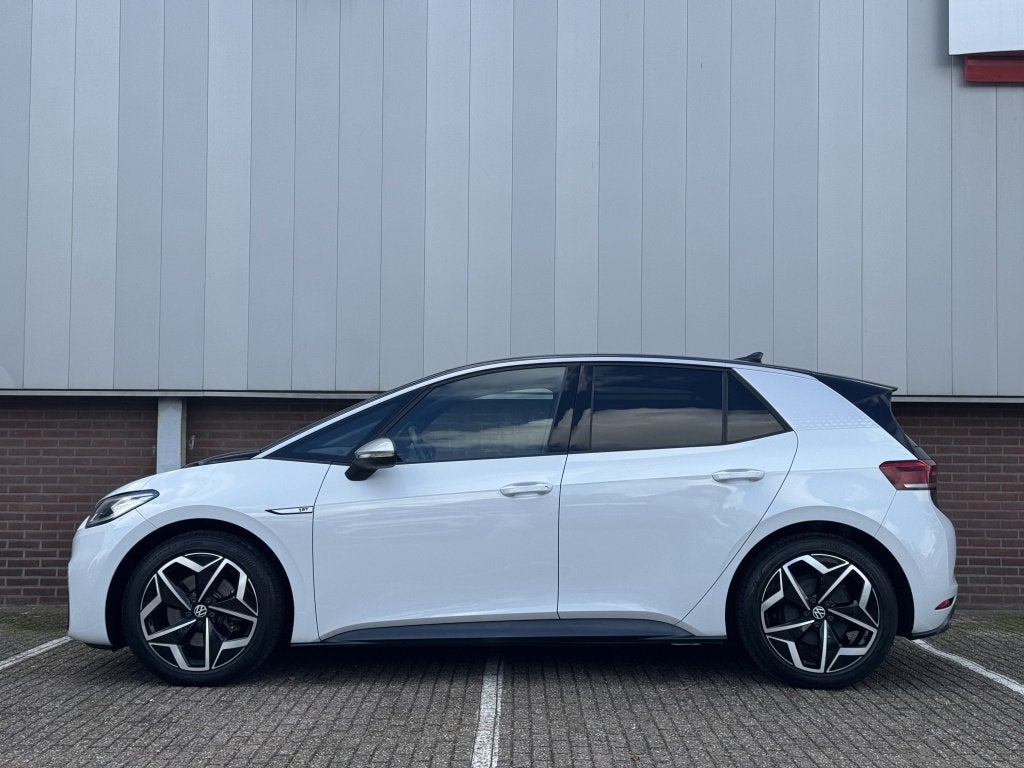 Volkswagen ID.3 First Plus 58 kWh | SOH 95% | IQ (bj 2020), Automaat, Dealer onderhouden, Gebruikt, ID.3