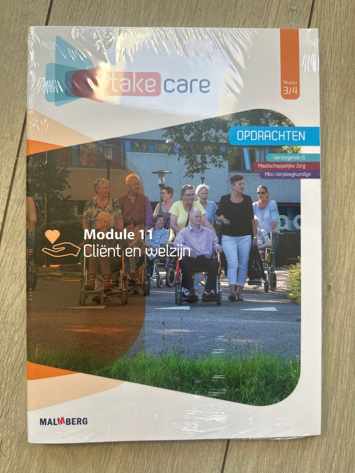 Take Care module 11 Cliënt en welzijn - boeken, Boeken, Ophalen of Verzenden, Beta, Zo goed als nieuw, MBO