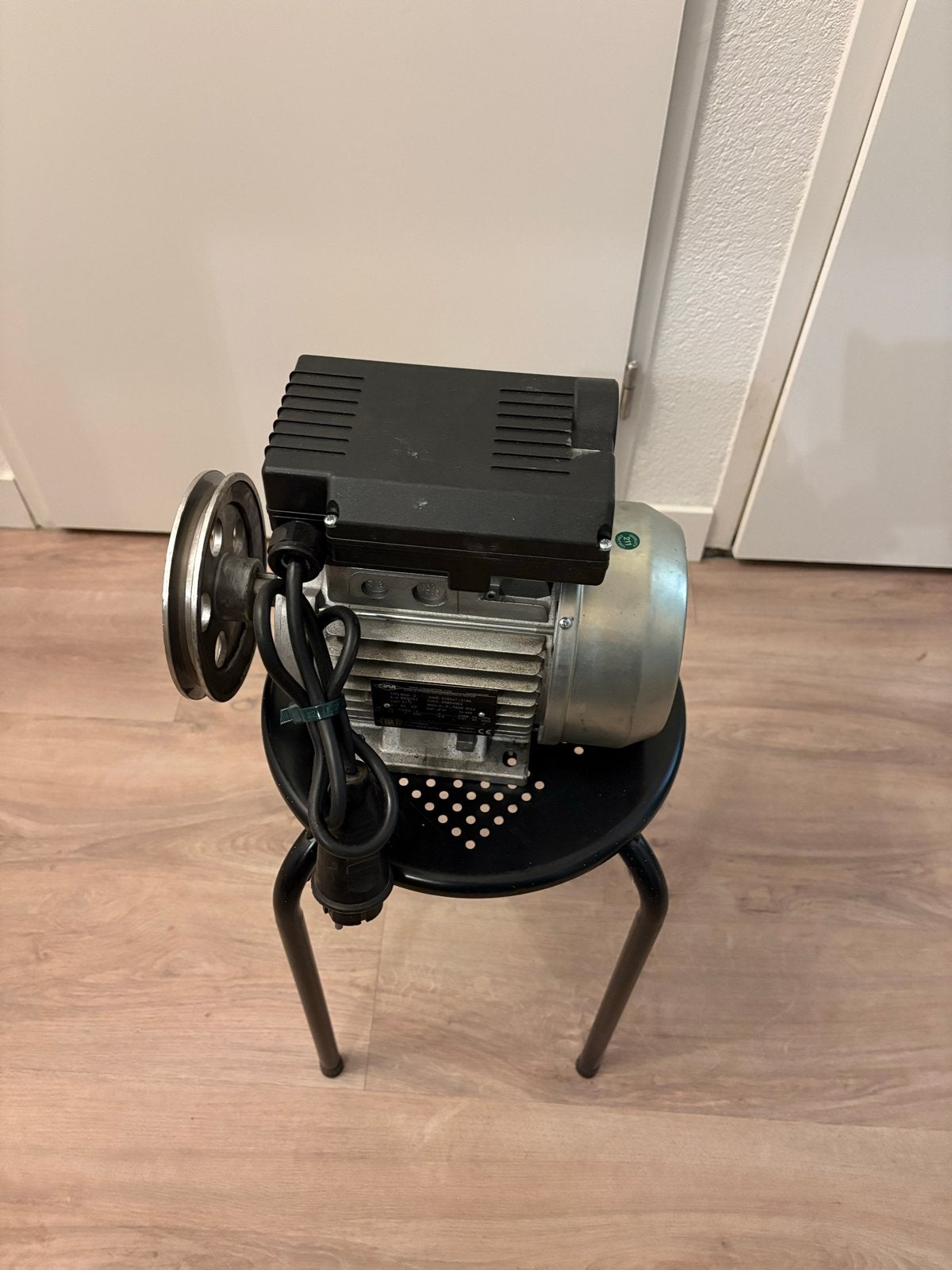 Cima Elektromotor 2.2 kW met poelie - Zo goed als nieuw, Ophalen of Verzenden, Zo goed als nieuw, Elektromotor, 1800 rpm of meer