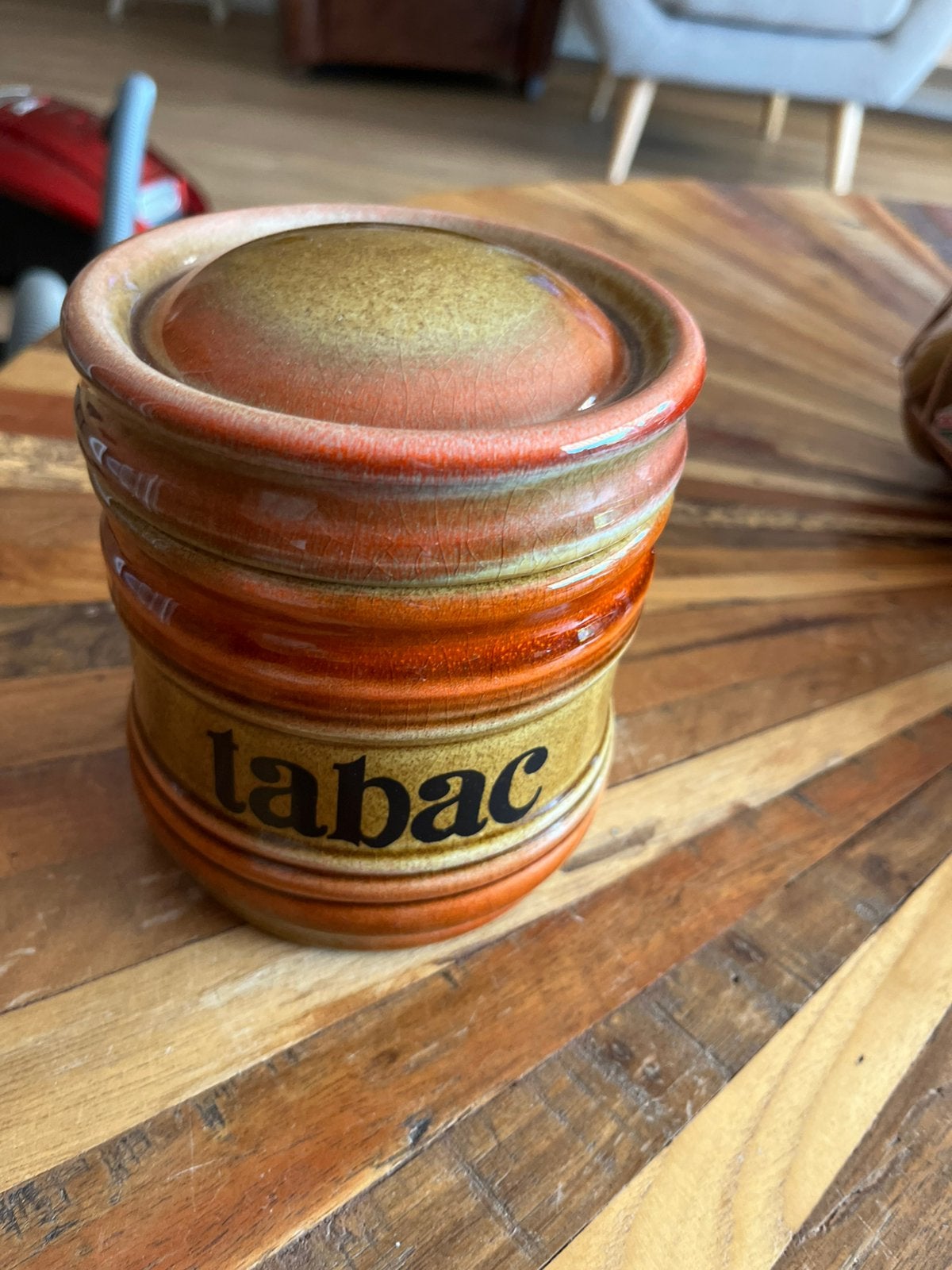 Tabac pot aardewerk, Ophalen