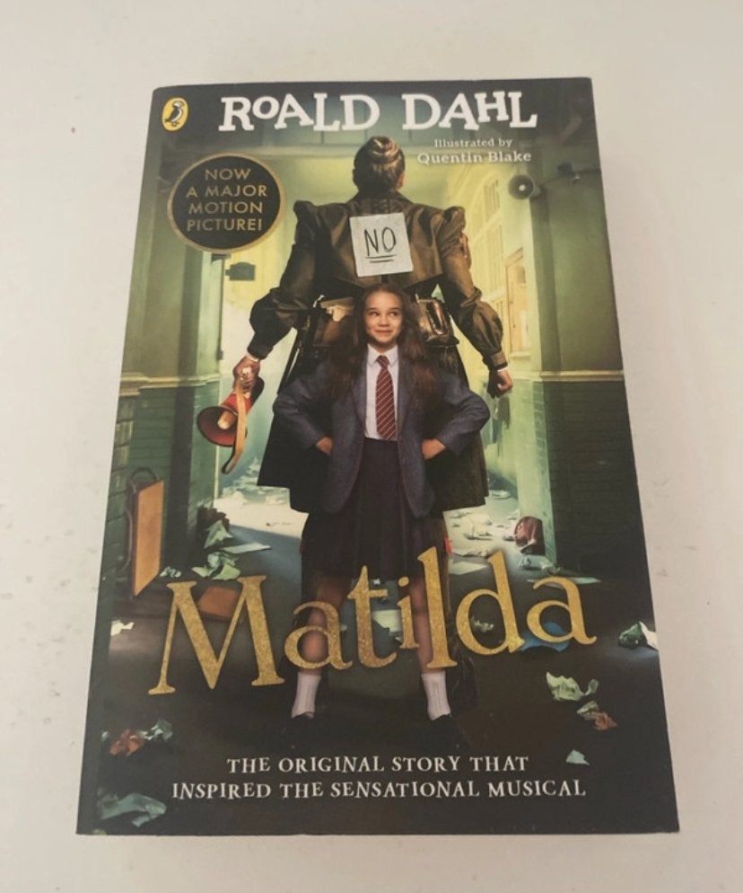 Matilda - Roald Dahl (Engels), Ophalen of Verzenden, Zo goed als nieuw, Fictie