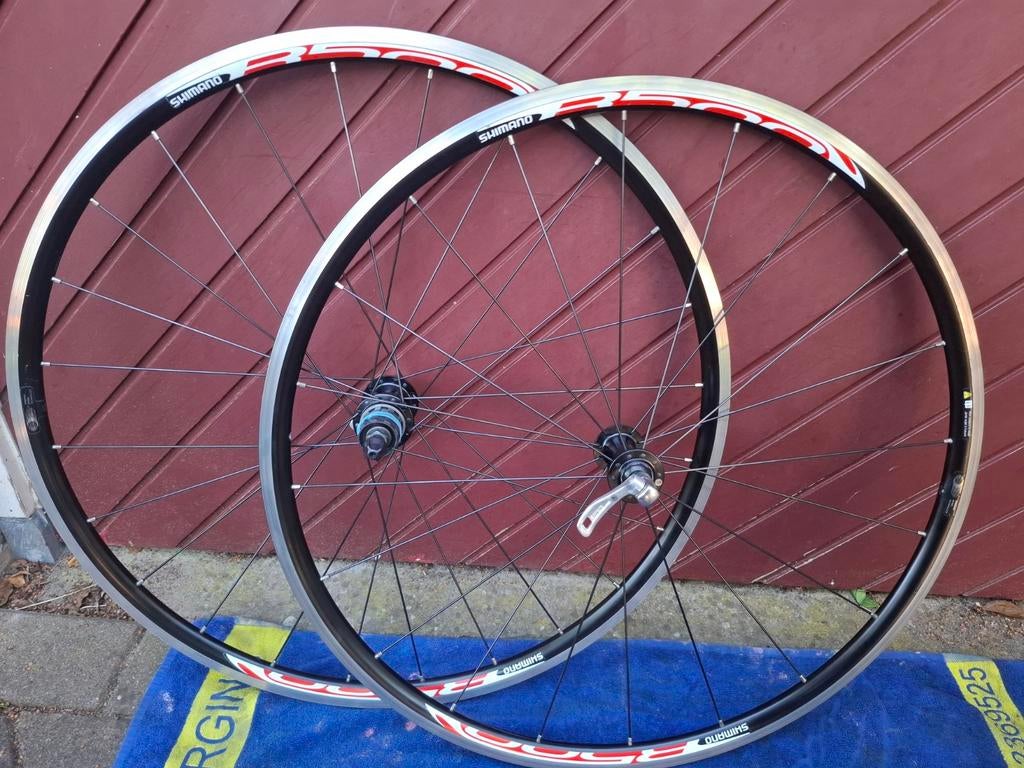 Shimano wielset WH-R500, Fietsen en Brommers, Fietsonderdelen, Zo goed als nieuw, SHIMANO, Aluminium, Racefiets