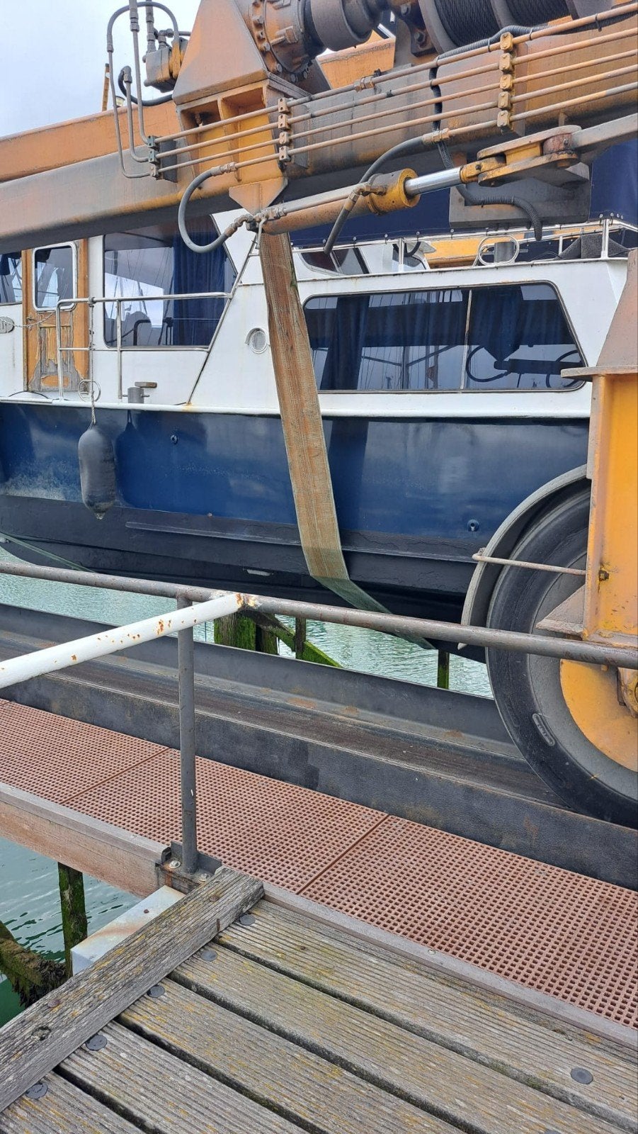 Goede schilder voor deurtjes boot, Ophalen of Verzenden, Overige typen, Minder dan 2 meter