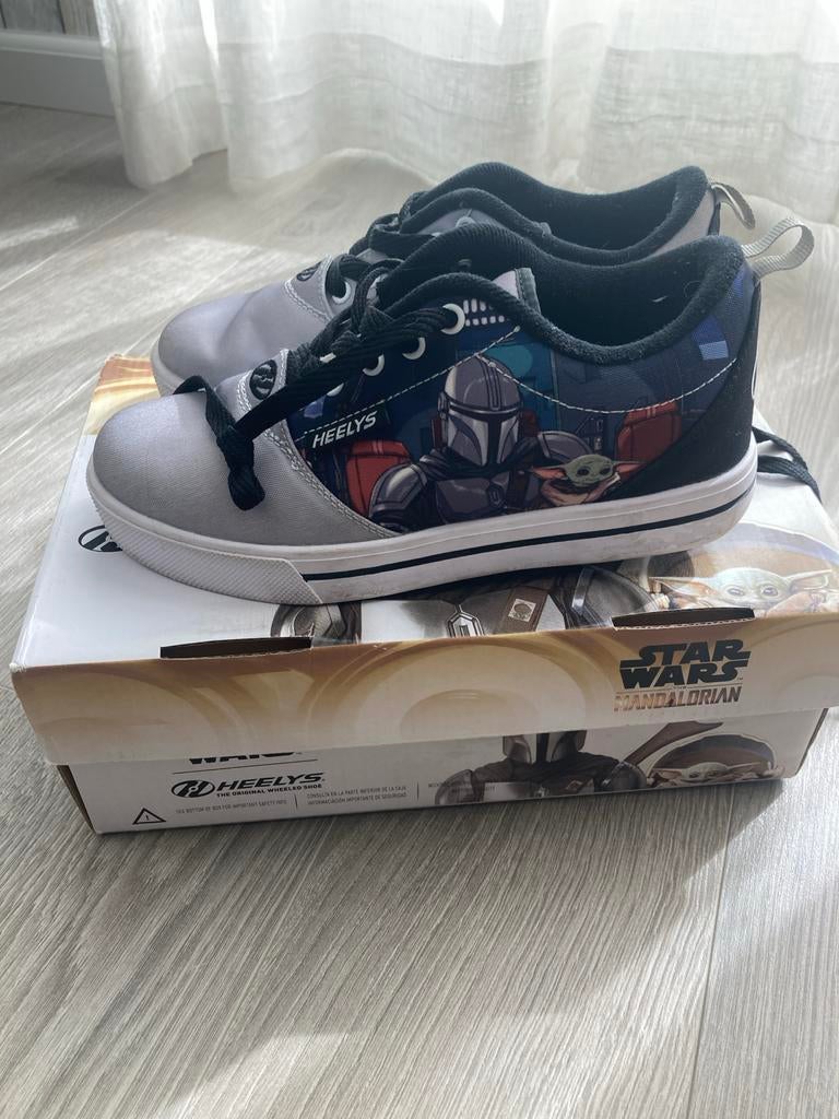 Heelies rolschoenen maat 35 - nog in goede staat, Ophalen of Verzenden, Gebruikt, Jongen of Meisje, Sportschoenen