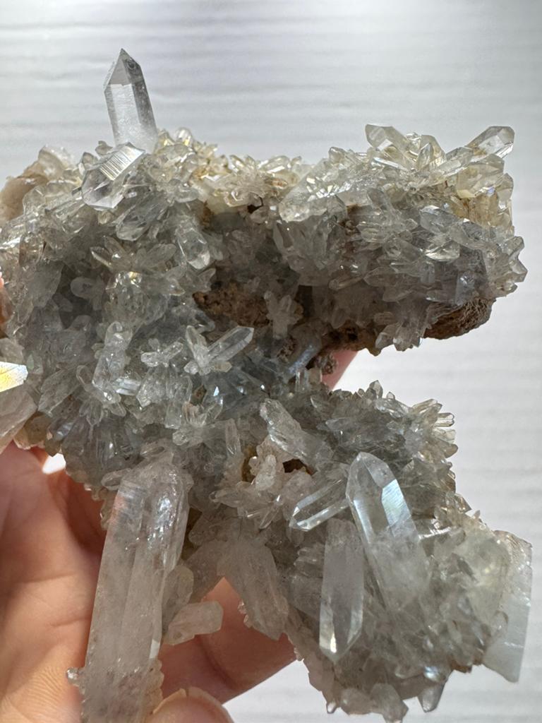 Kwart cluster bergkristal - Goboboseb, Namibië mineraal, Ophalen of Verzenden, Mineraal