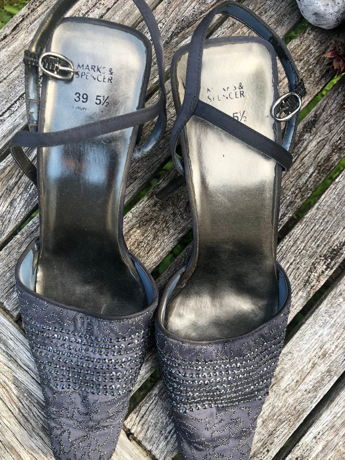Marc & Spenser pumps van.stof en leer subtiele glitter grijs, Ophalen of Verzenden, Gedragen, Grijs, Pumps