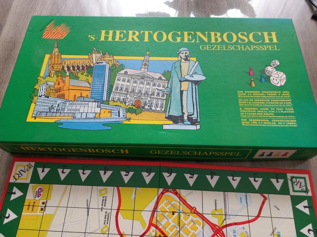 's-Hertogenbosch Gezelschapsspel - Compleet in goede staat, Hobby en Vrije tijd, Gezelschapsspellen | Bordspellen, Drie of vier spelers