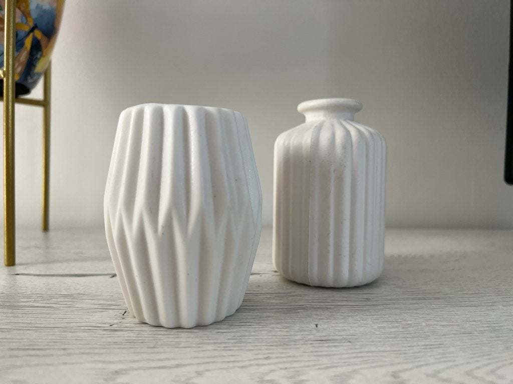 Set van 2 witte keramieken vaasjes / potjes, Huis en Inrichting, Ophalen of Verzenden, Gebruikt, Wit
