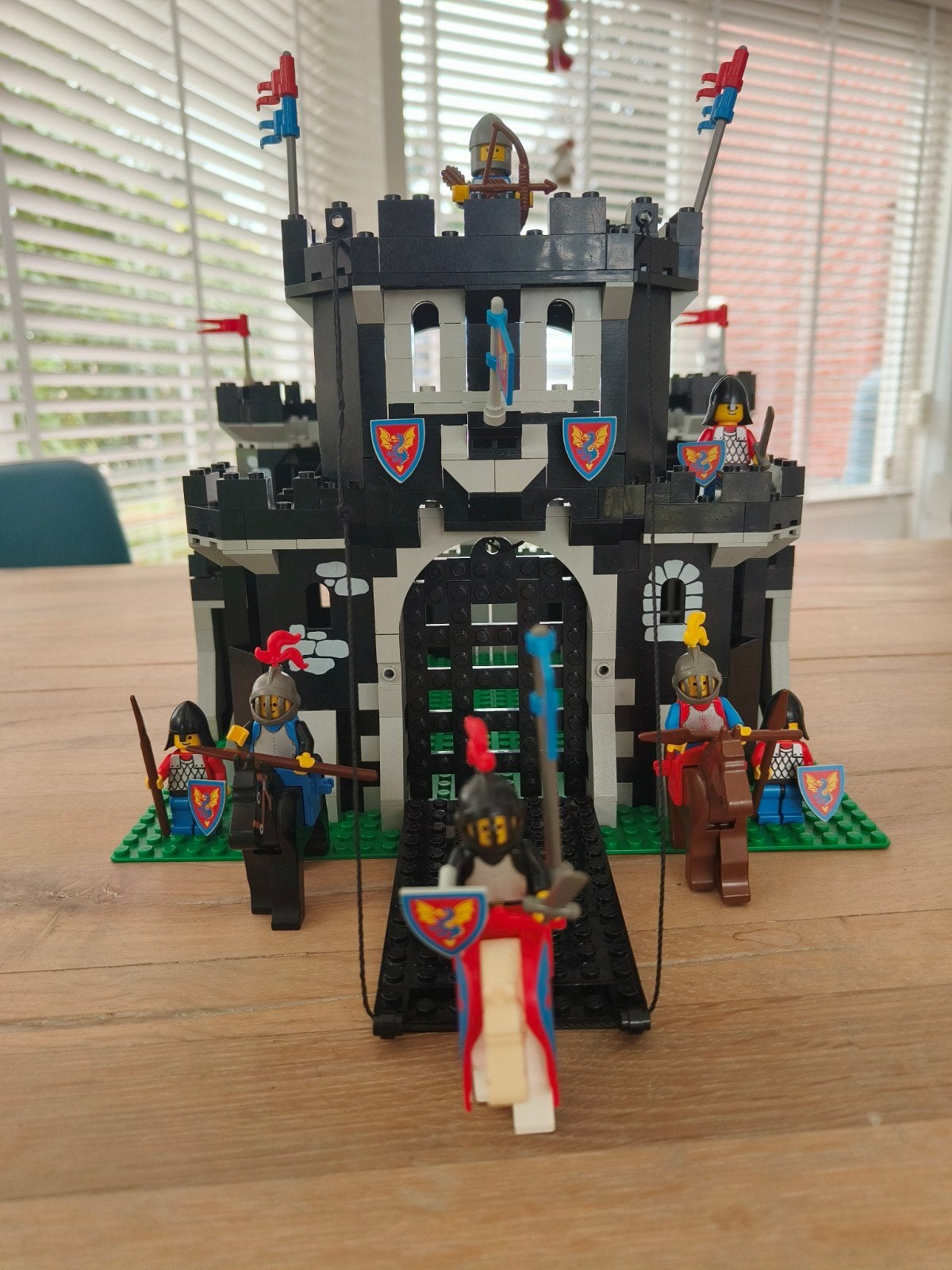 Lego Castle 6085 Black Monarch's Castle - Zeer Nette Set, Lego, Ophalen of Verzenden, Zo goed als nieuw, Castle