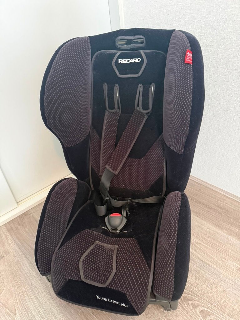 Autostoel Recaro inclusief ISOFIX-basisstation, Autogordel of Isofix, Gebruikt, 9 t/m 18 kg, Ophalen
