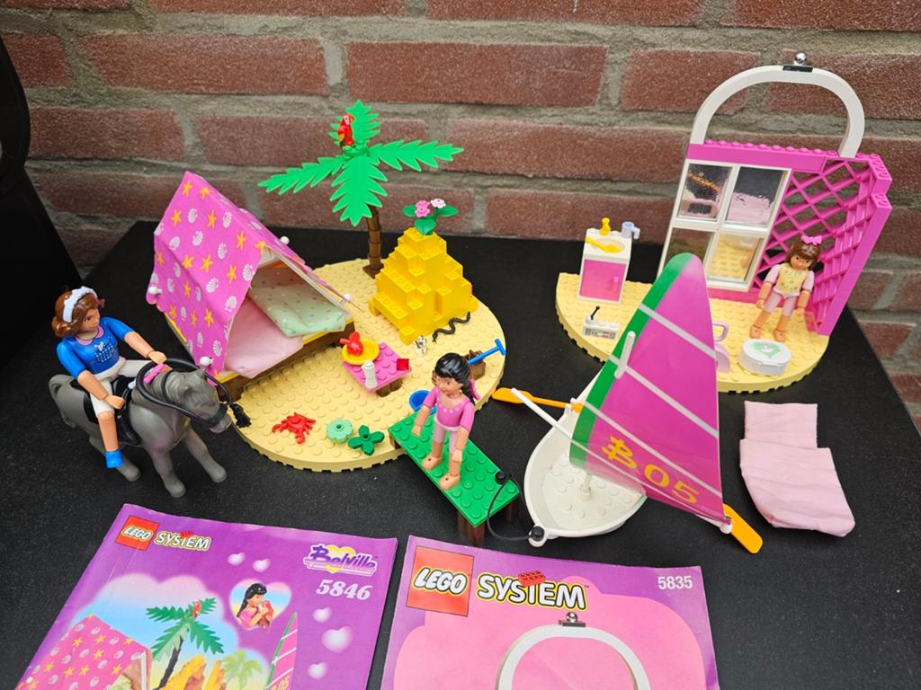 Lego Belville sets, 5835 dans studio en 5846 desert island, Ophalen of Verzenden, Gebruikt, Lego