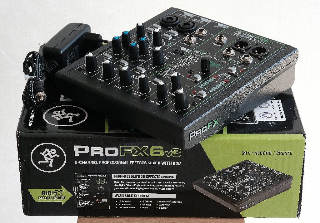 Mackie ProFX6v3 6 Channel, Ophalen, Zo goed als nieuw, 120 watt of meer, Pioneer