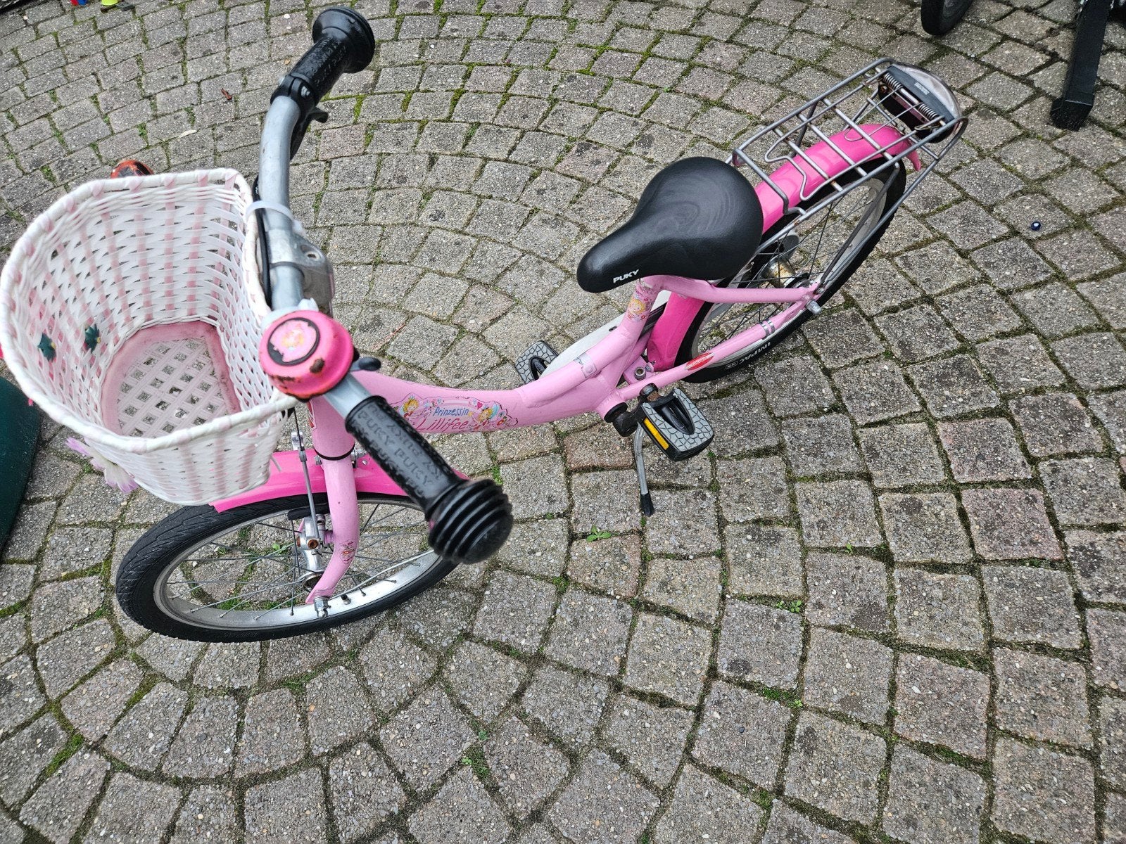 Roze kinderfiets met mandje en bagagedrager, Fietsen en Brommers, Ophalen, Terugtraprem, Puky, 16 tot 20 inch