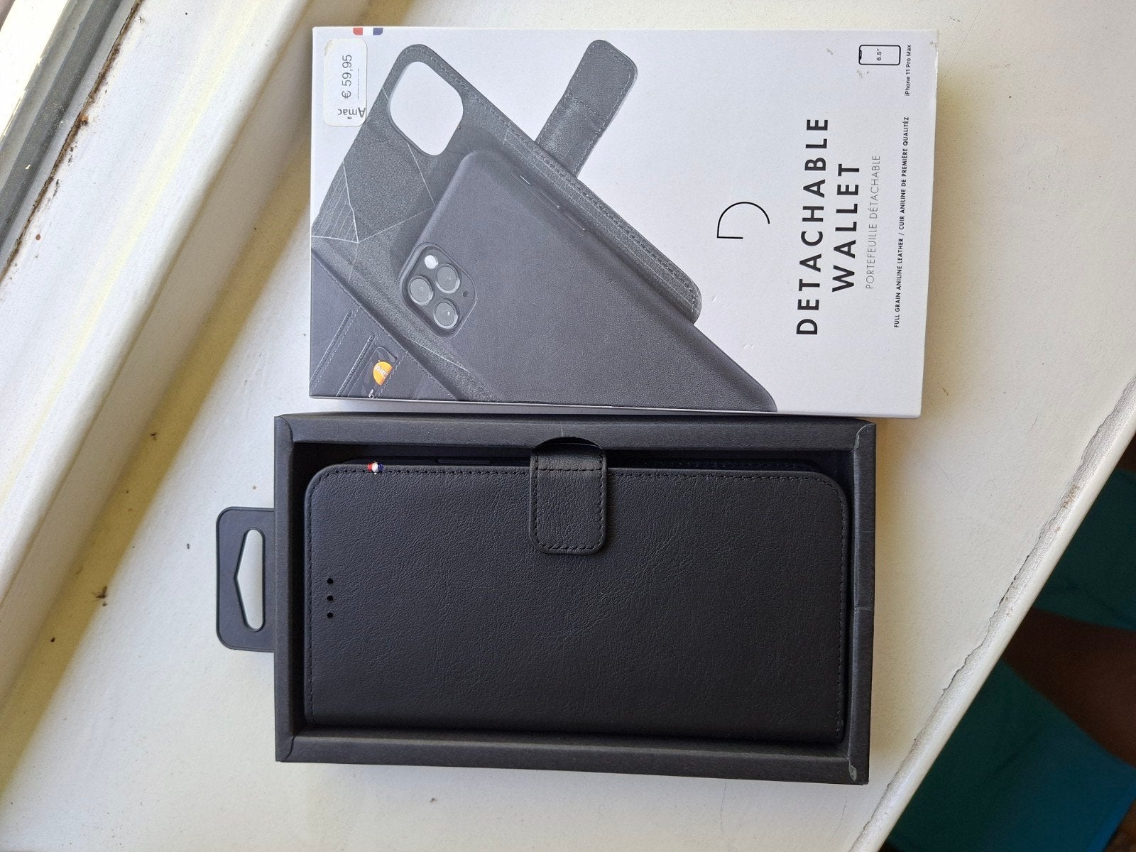 Hoesje voor iPhone 11, Zwart, Overige merken, Magnetische sluiting, Nieuw