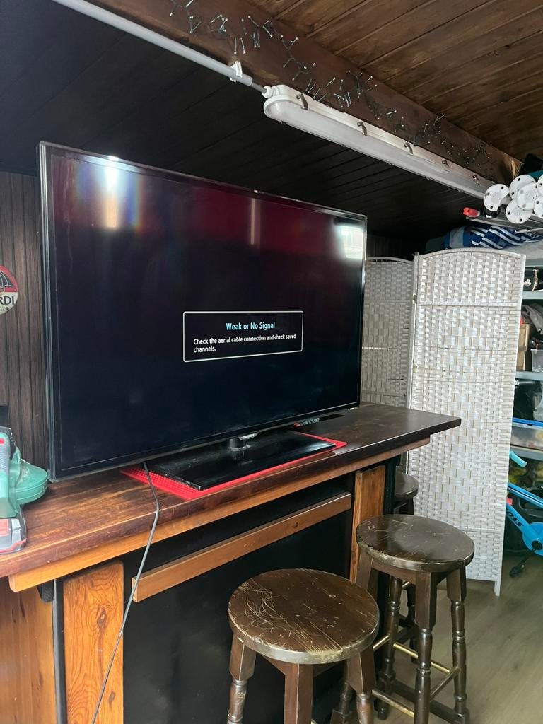 Samsung TV 46 inch, 50 Hz, Ophalen of Verzenden, Zo goed als nieuw, Samsung