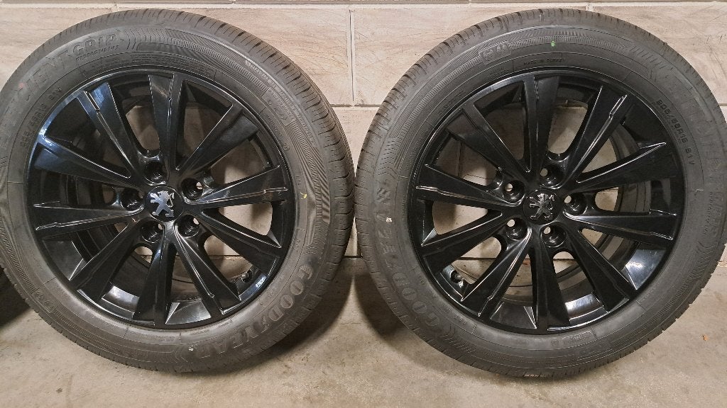 Foto 6 van NIEUWE BANDEN & velgen Peugeot 308 508 Partner 205/55/16