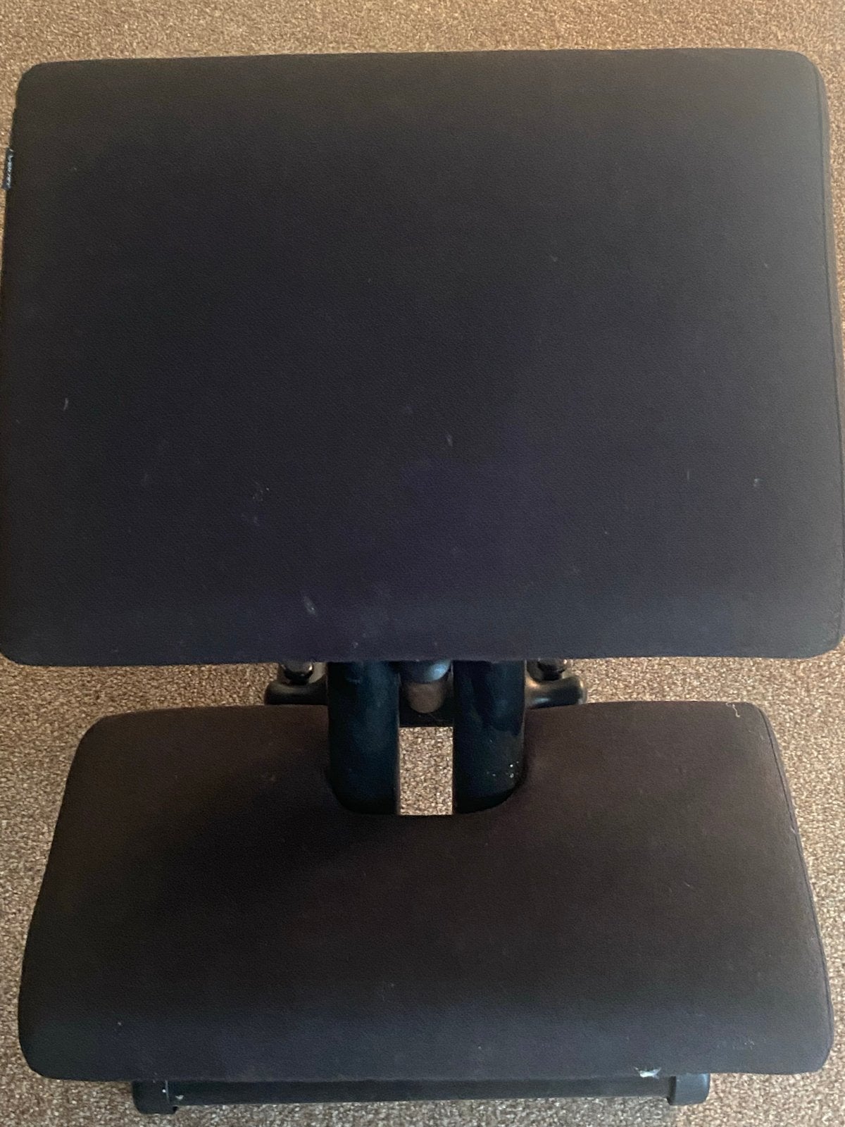 Varier kniestoel - Ergonomisch en comfortabel, Gebruikt, Zwart, Ophalen of Verzenden, Bureaustoel